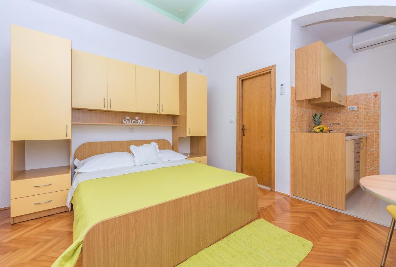 Apartments Villa Vujcic 마카르스카 외부 사진