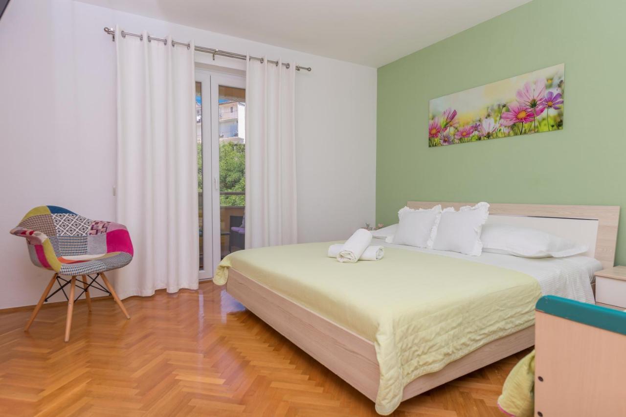 Apartments Villa Vujcic 마카르스카 외부 사진