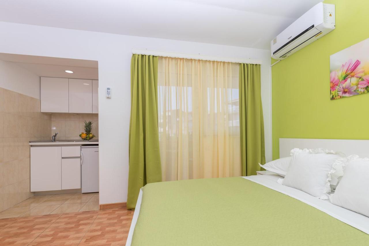 Apartments Villa Vujcic 마카르스카 외부 사진